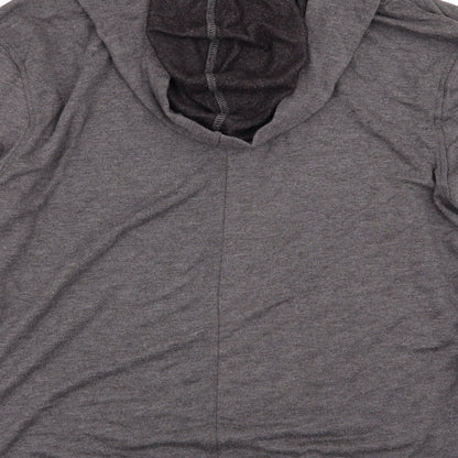 Brand and care label for UMGEE women’s grey jumper, size L