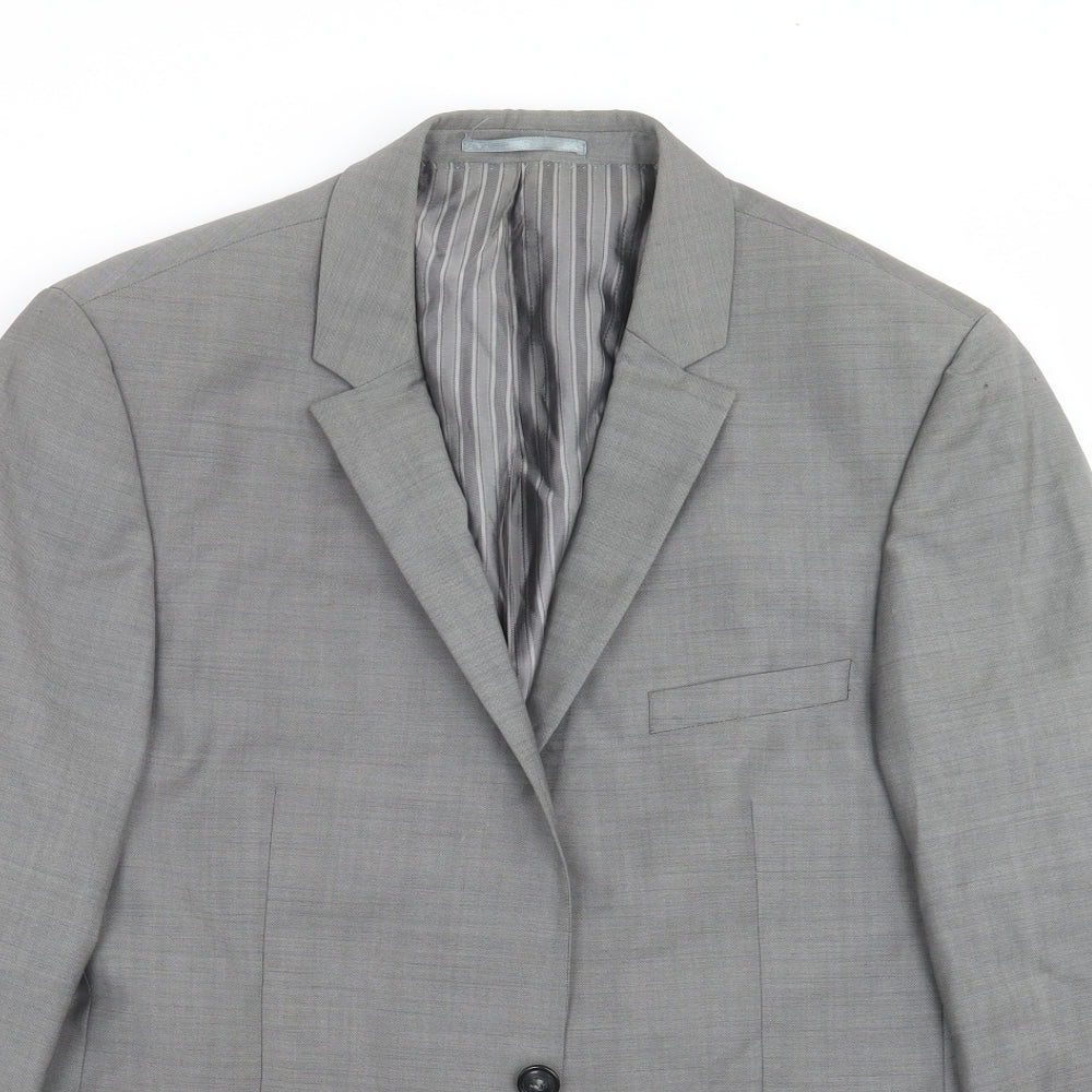 Close-up detail of Urbane men’s grey jacket suit jacket, size 40