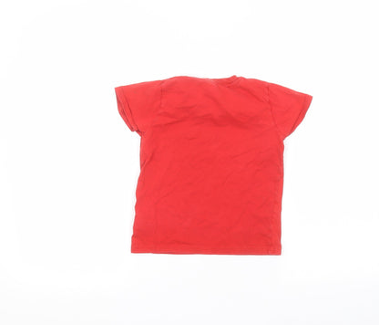 Back view of Primark boys’ red basic t-shirt, size 5-6, years