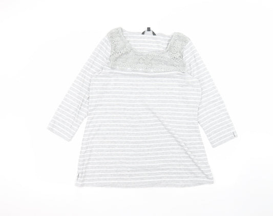 Womens UK Size 16 Love leisure White Pullover Jumper