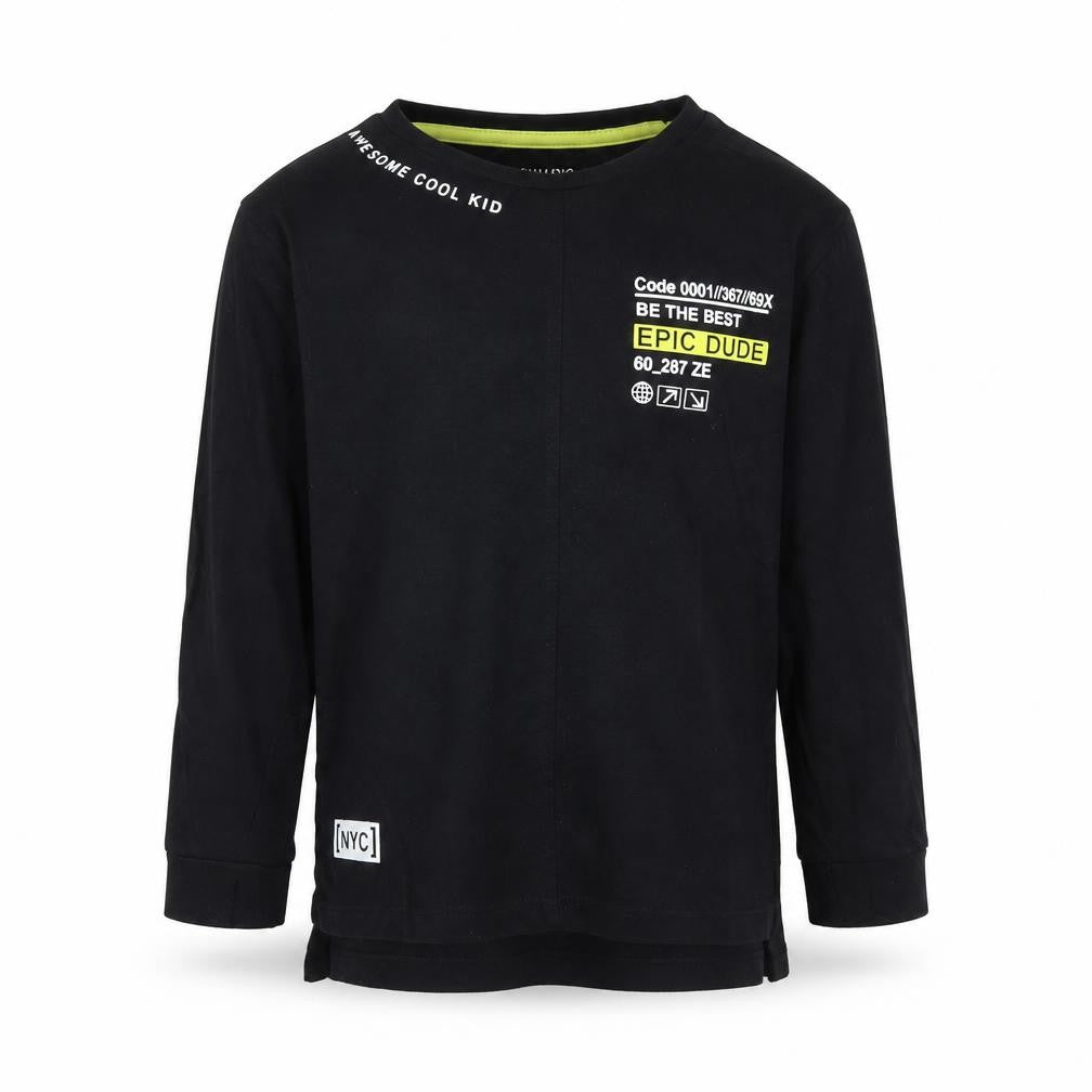 Front view of Primark boys’ black basic t-shirt, size 4, years