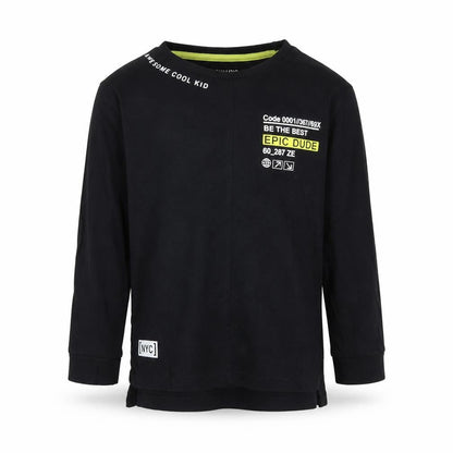 Front view of Primark boys’ black basic t-shirt, size 4, years