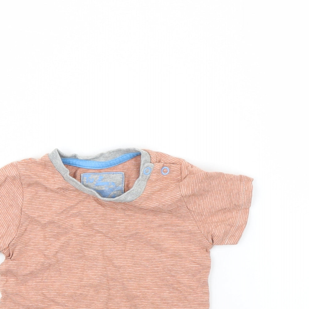 Close-up detail of Tu Baby Orange Striped Basic T-Shirt, size 3-6, Months