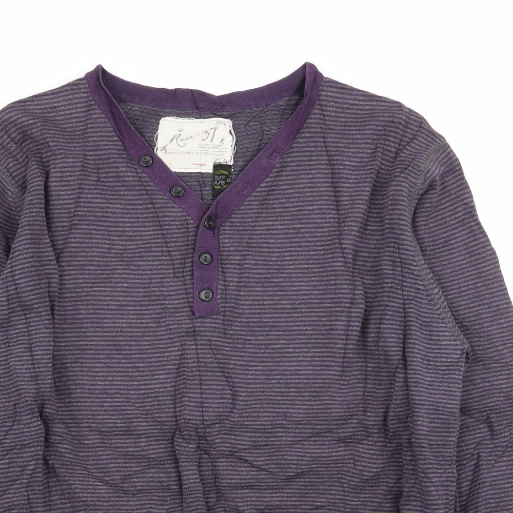 Close-up detail of rice-37 men’s multicoloured striped jumper, size L