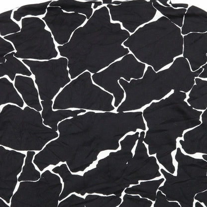 TU Womens Black Geometric  Basic T-Shirt Size 14