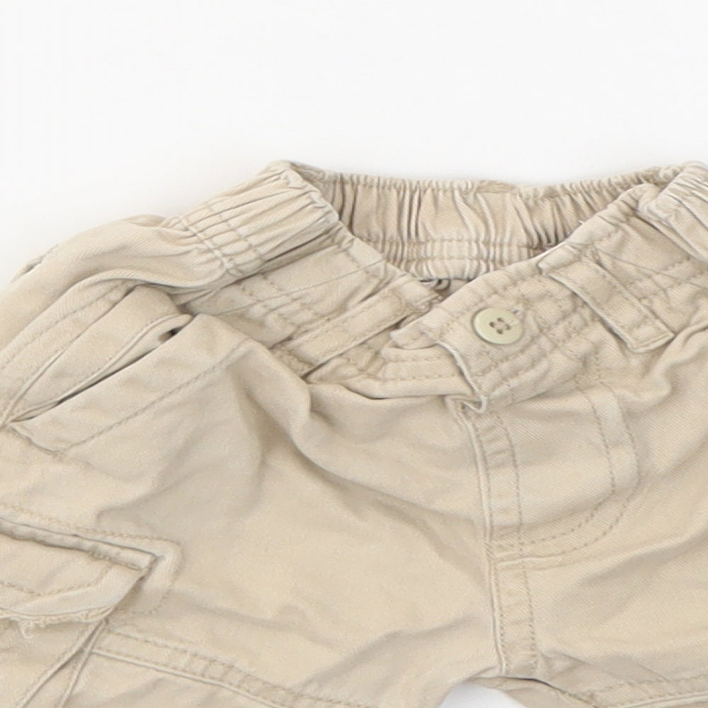M Boys Beige   Capri Trousers Size 6-9 Months