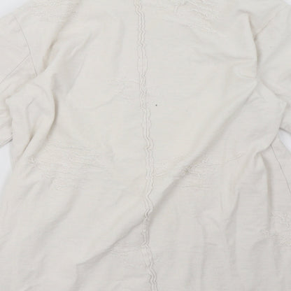 Brand and care label for project paris women’s white rayon pullover sweatshirt, size L