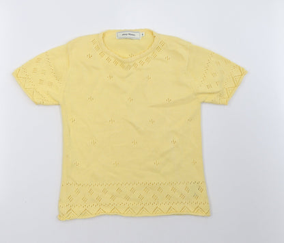 Additional front view of amy moore women’s yellow basic t-shirt, size S