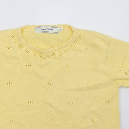 Close-up detail of amy moore women’s yellow basic t-shirt, size S