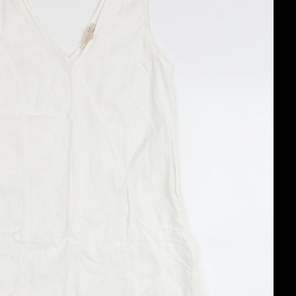 F&F Womens White   A-Line  Size 8