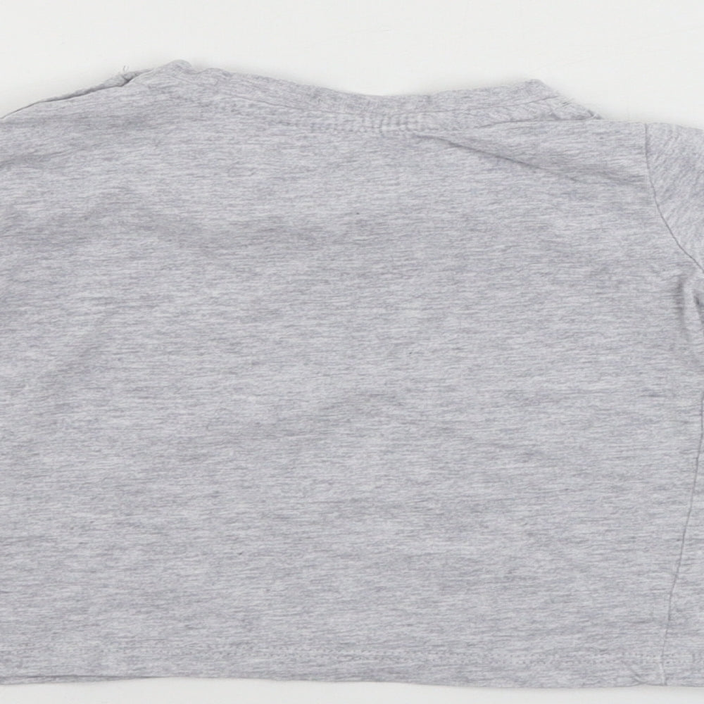 Brand and care label for Lupilu boys’ grey basic t-shirt, size 9-12, months