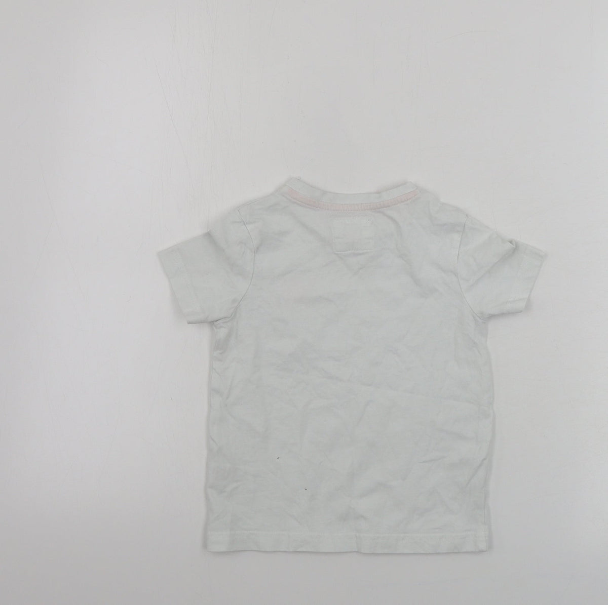 Back view of Tu boys’ white basic t-shirt, size 2, years