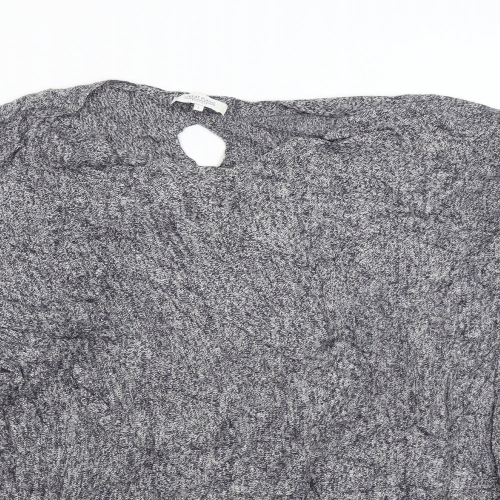 Close-up detail of Great Plaind women’s grey knit jumper, size L