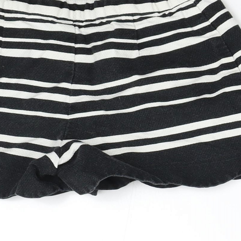 M&S Girls Black Striped  Hot Pants Shorts Size 5-6 Years