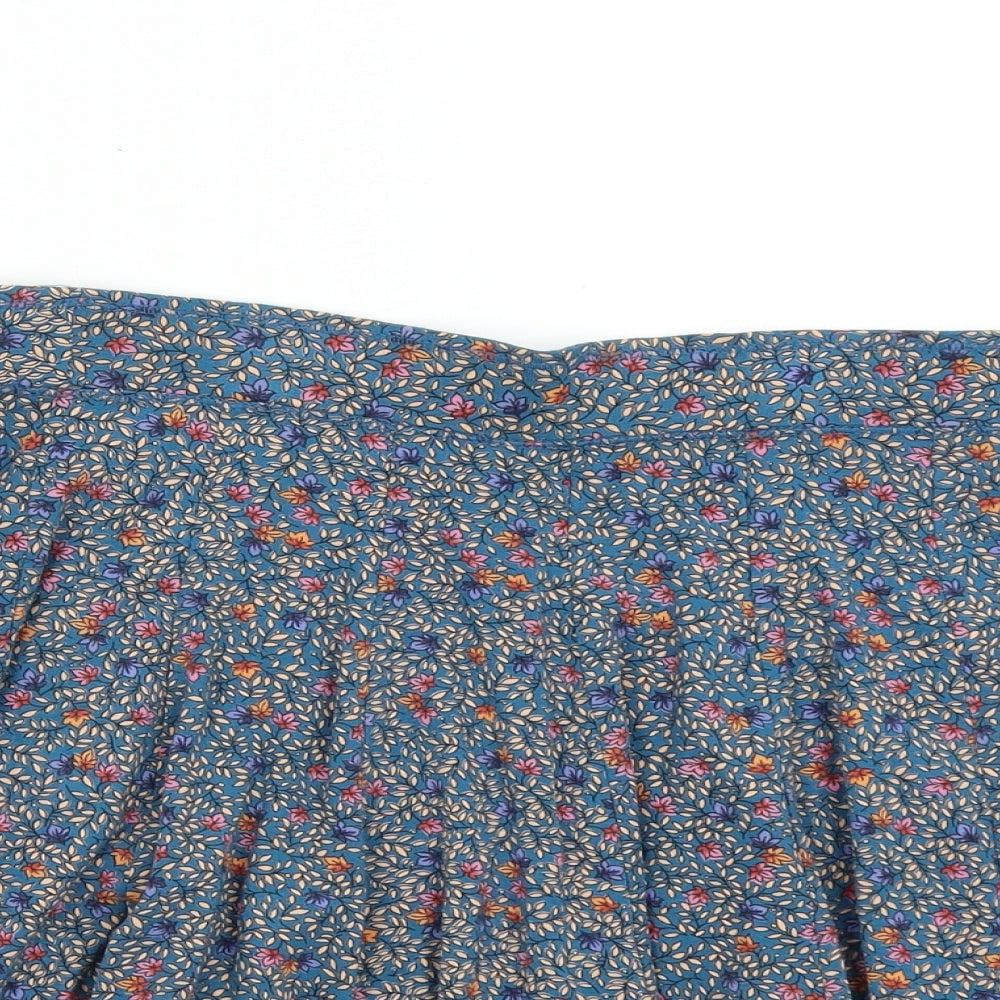 Womens      Size 12