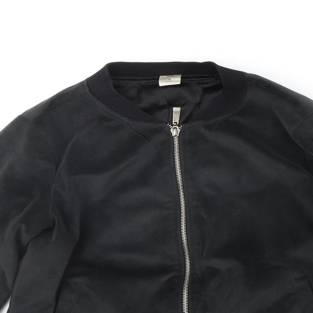 Close-up detail of SSS boys’ black ikat jacket, size S