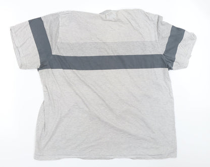Maine New England Mens Grey Striped   T-Shirt Size 2XL