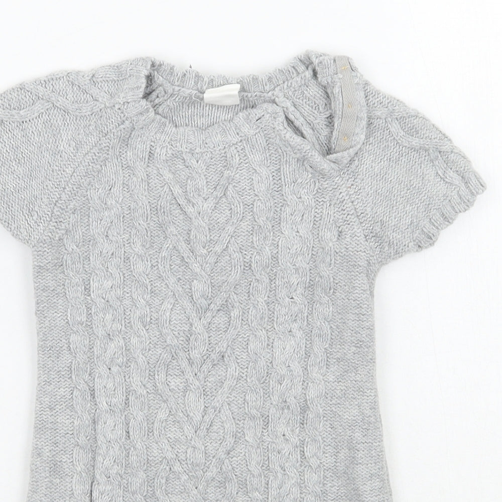 Close-up detail of H&M girls’ grey jumper, size XS