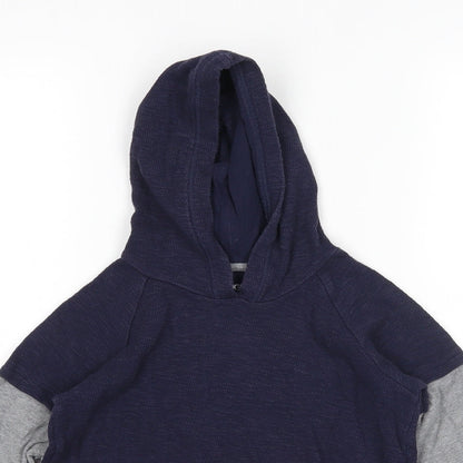 Close-up detail of Primigi boys’ multicoloured pullover hoodie, size 6, years