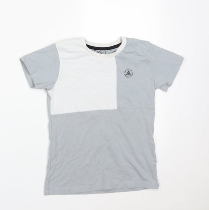 Additional front view of URBN DEPT boys’ blue basic t-shirt, size 9, years