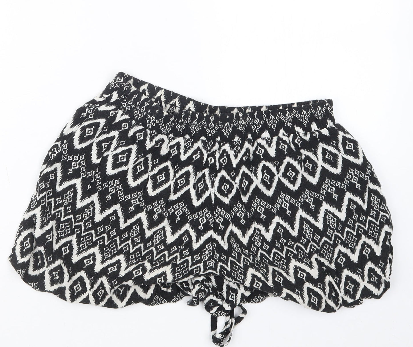 BeBop Womens Black Geometric  Bermuda Shorts Size M