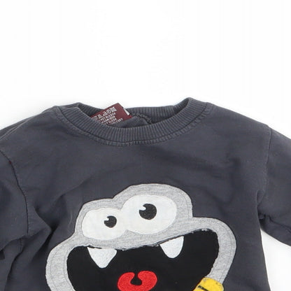Close-up detail of Atabay Baby Grey Basic T-Shirt, size 9-12, Months
