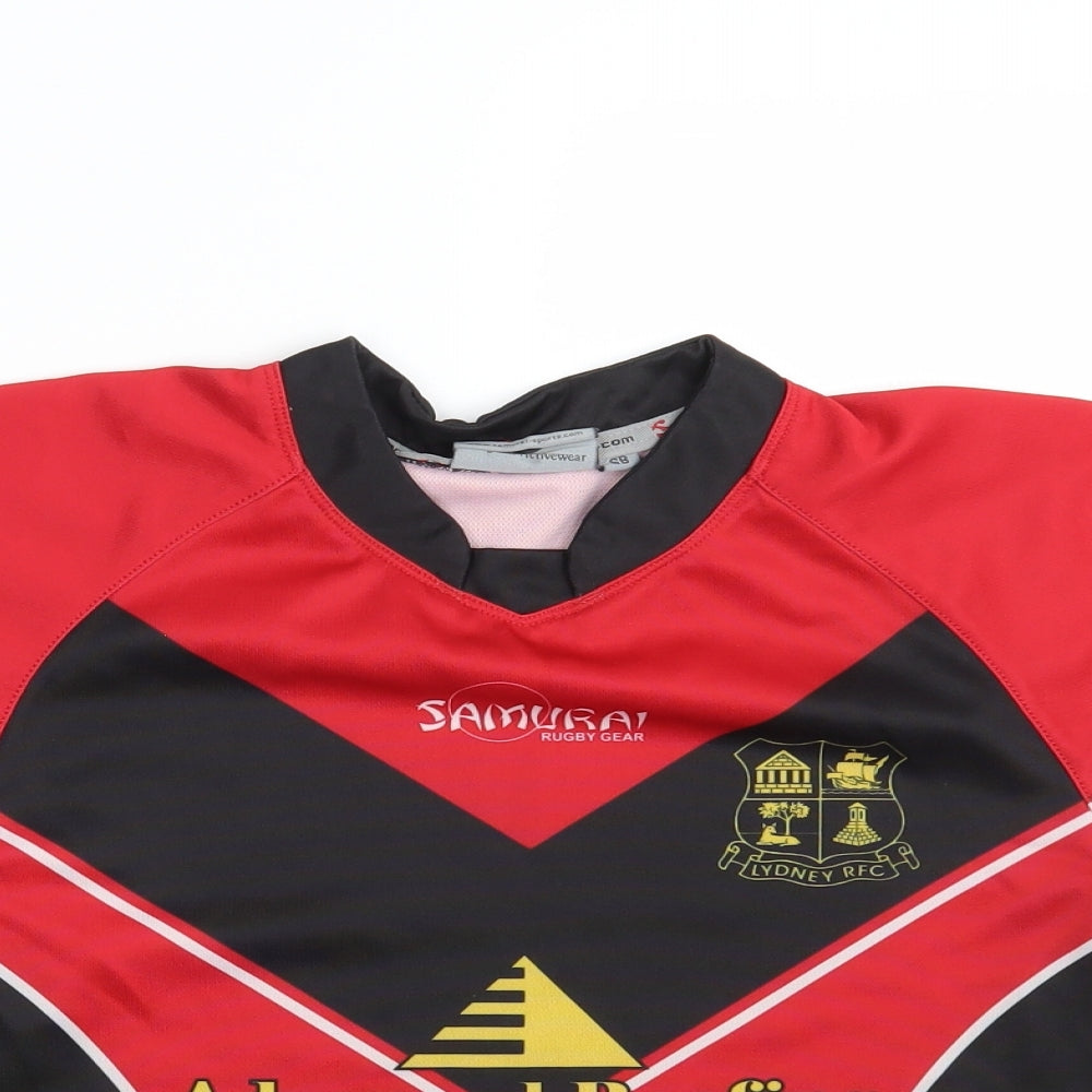 Close-up detail of Samurai boys’ red basic t-shirt, size S