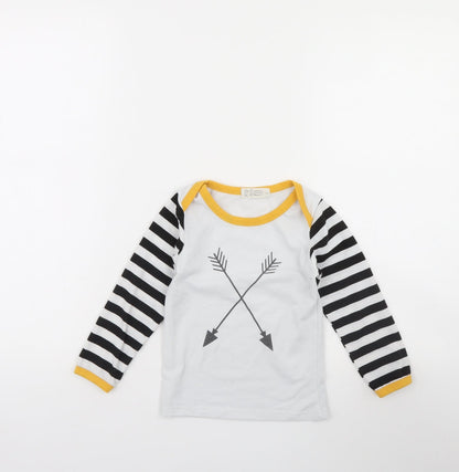 Preworn Girls White Striped  Basic T-Shirt Size 4 Years