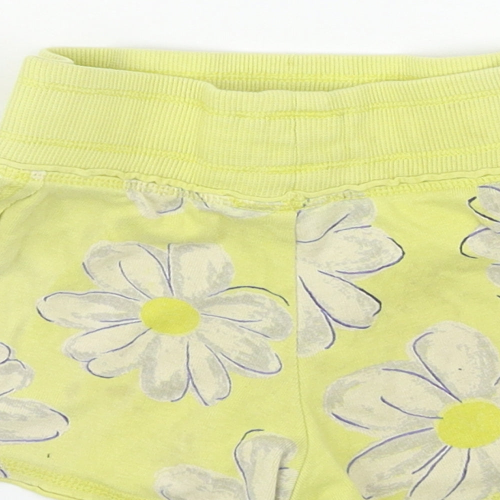 NEXT Boys White Floral  Sweat Shorts Size 6 Years
