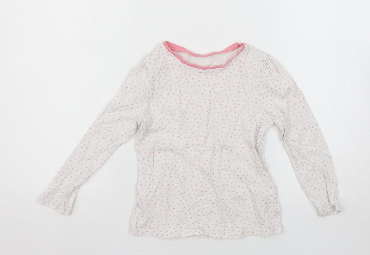 Front view of George girls’ white spotted basic t-shirt, size 6-7, years