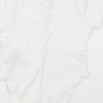 Primark Baby White   Babygrow One-Piece Size Newborn