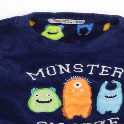Close-up detail of Preworn boys’ blue solid pyjama top, size 4-5, years