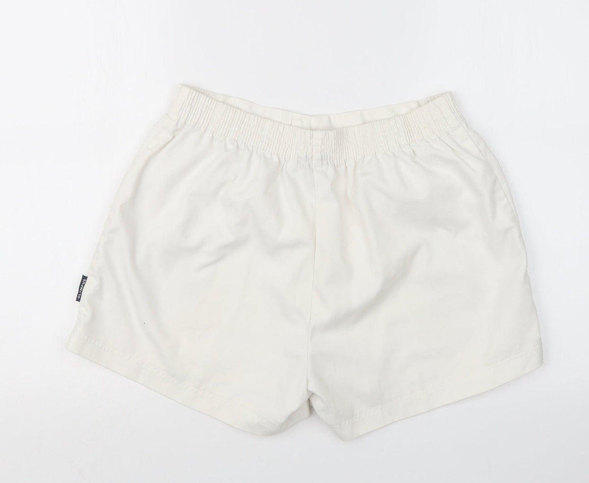 Back view of Olympus women’s white cargo shorts, size XL