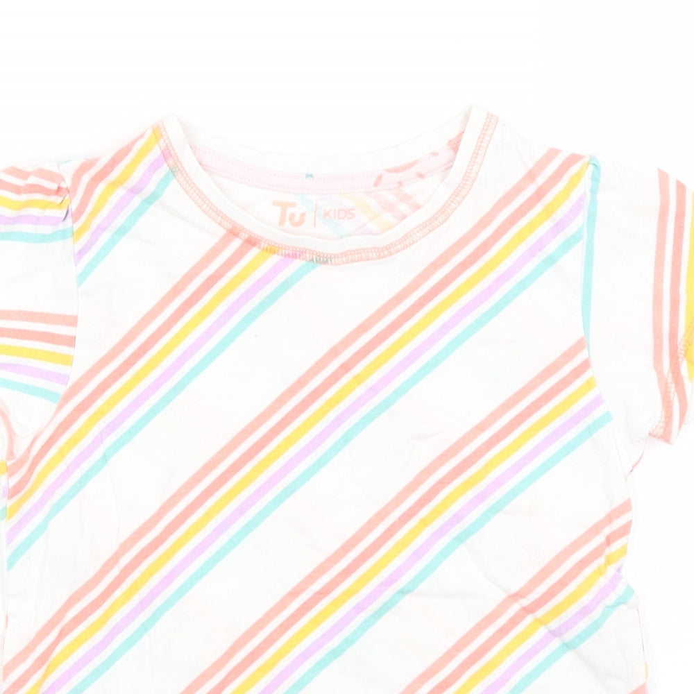 Close-up detail of Tu boys’ white striped basic t-shirt, size 7-8, years