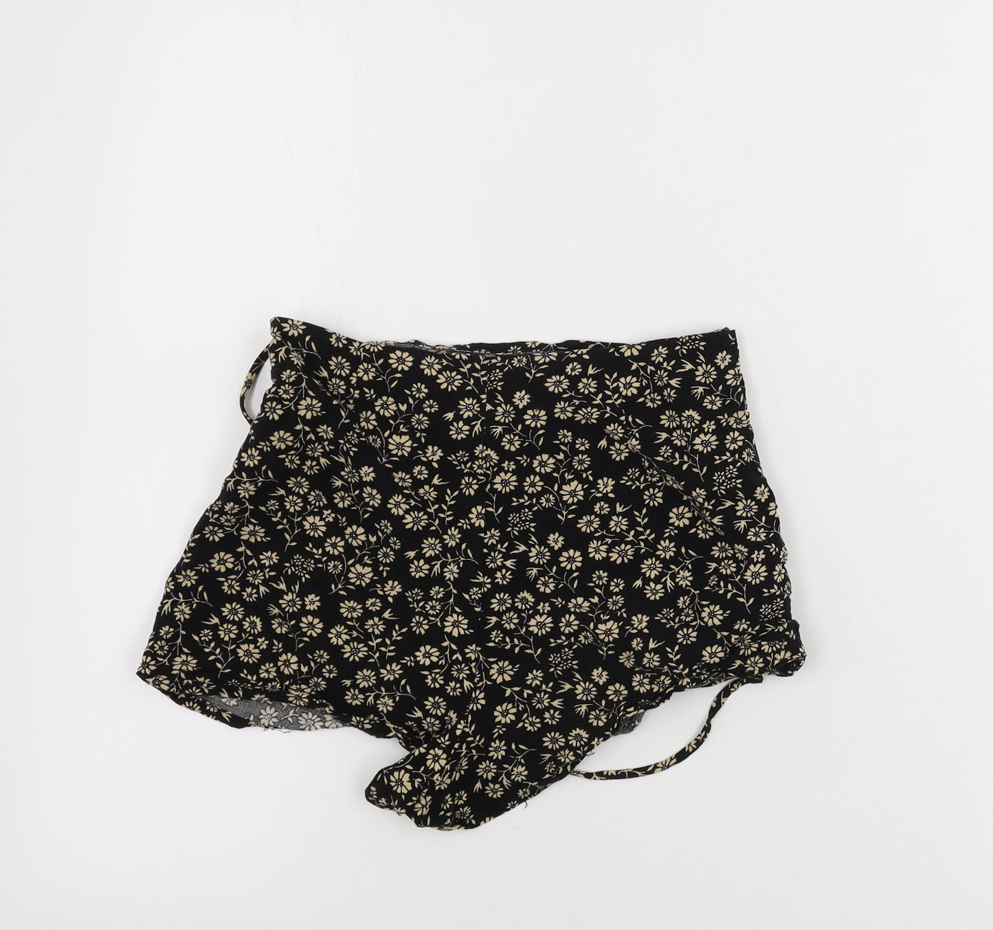 FOREVER 21 Womens Black Floral  Sweat Shorts Size XS