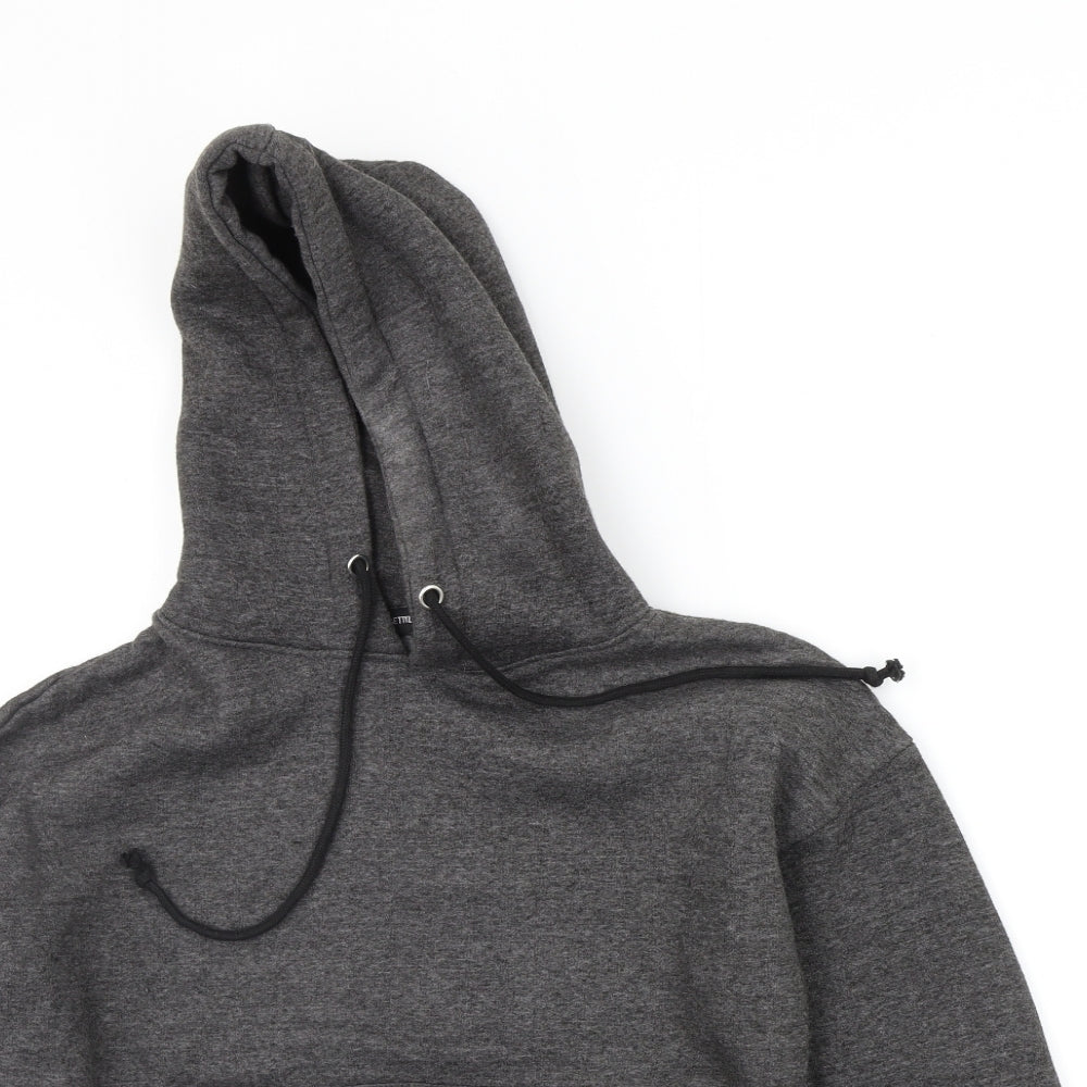 Close-up detail of PRETTYLITTLETHING women’s grey pullover hoodie, size UK 6