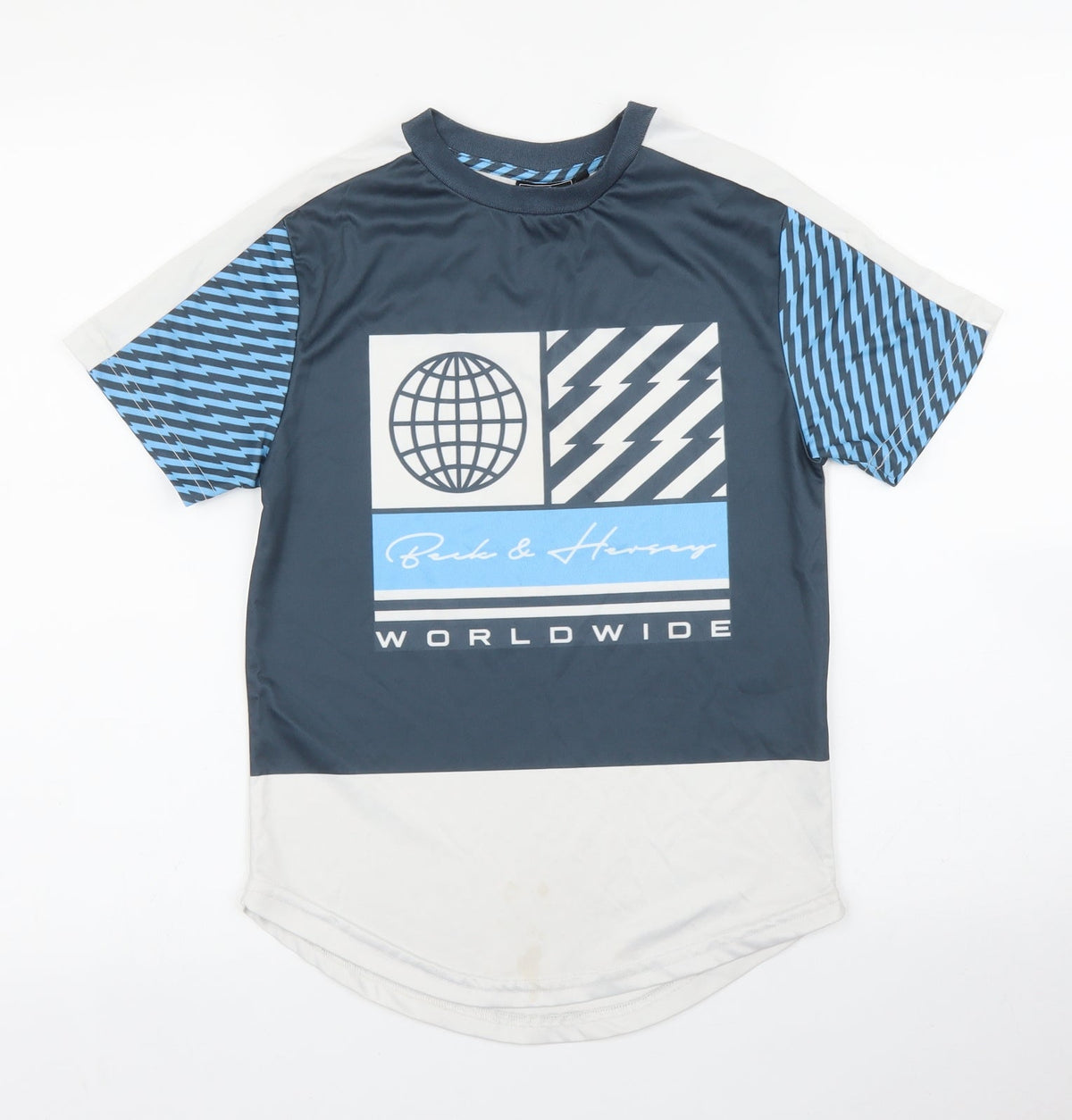 Additional front view of Beck & Hersey boys’ blue basic t-shirt, size 9, years