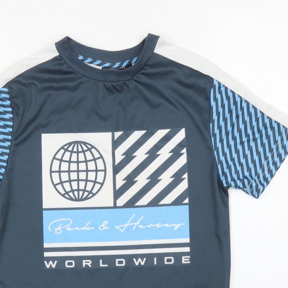 Close-up detail of Beck & Hersey boys’ blue basic t-shirt, size 9, years