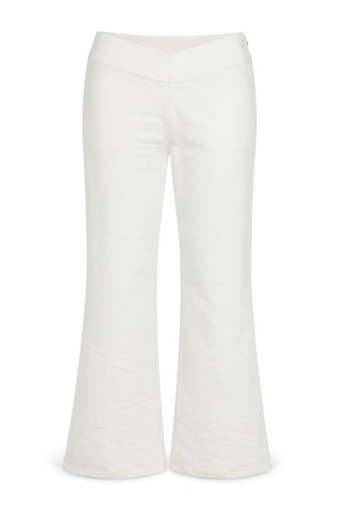 Front view of T.M. Collection women’s white dress pants trousers, size L, 30-inch leg