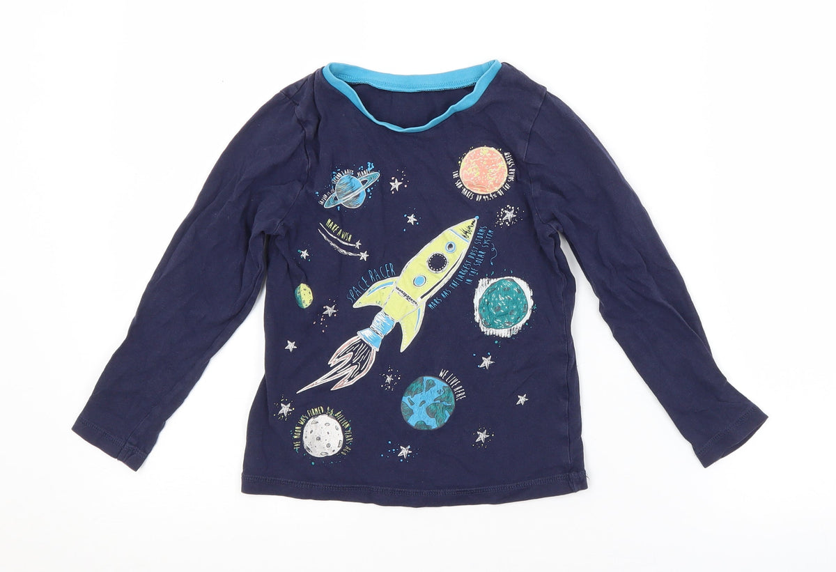 Front view of Preworn boys’ blue basic t-shirt