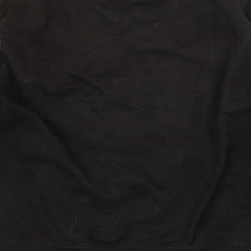 Brand and care label for RMDY men’s black pullover sweatshirt