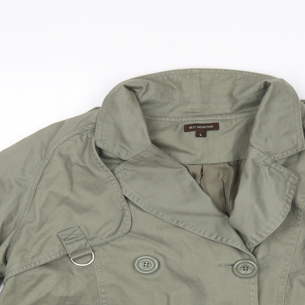Close-up detail of Best Mountain women’s green jacket, size L