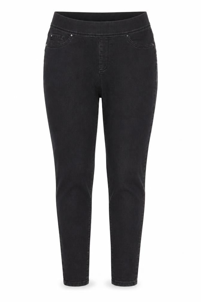 Front view of Denim & Co. women’s black tapered jeans, size UK 14, 29-inch leg