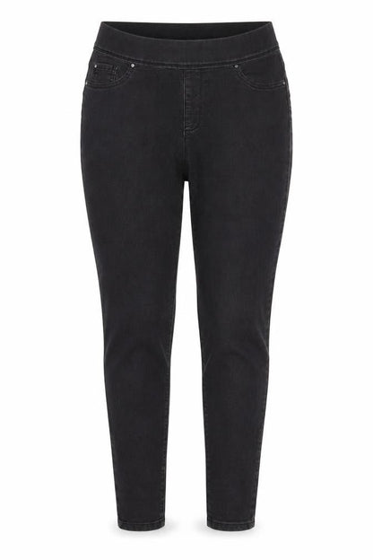 Front view of Denim & Co. women’s black tapered jeans, size UK 14, 29-inch leg