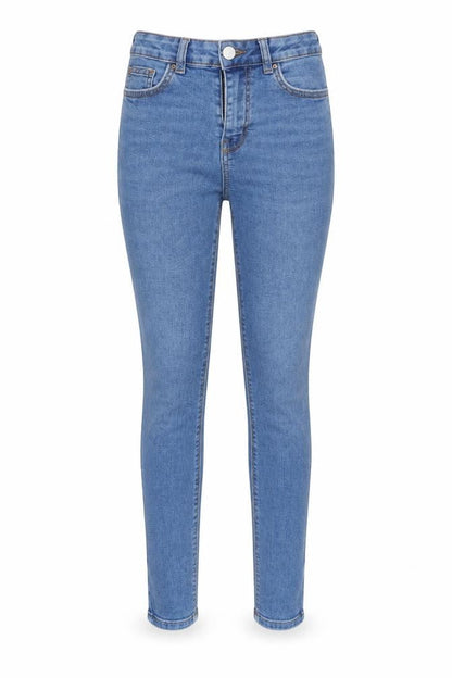 Front view of Denim & Co. women’s blue tapered jeans, size UK 8, 29-inch leg