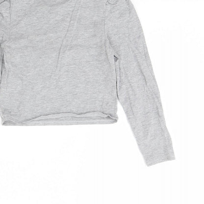 Brand and care label for George girls’ grey basic t-shirt, size 8, years
