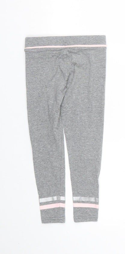Primark Girls Grey Striped  Capri Trousers Size 5-6 Years