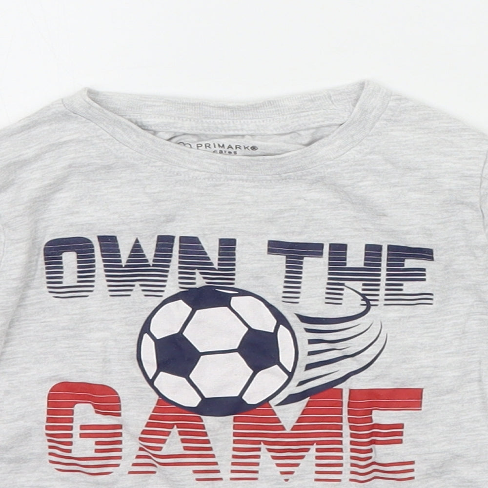 Close-up detail of Primark boys’ grey basic t-shirt, size 2-3, years