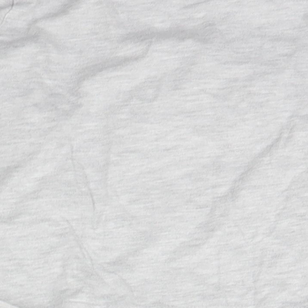 Brand and care label for Primark boys’ grey basic t-shirt, size 2-3, years