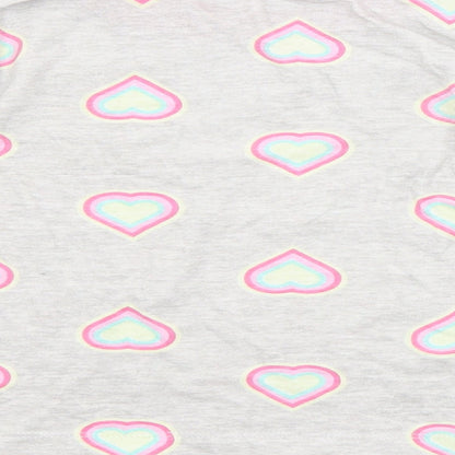 Preworn Girls Grey Geometric  Basic T-Shirt Size 5-6 Years